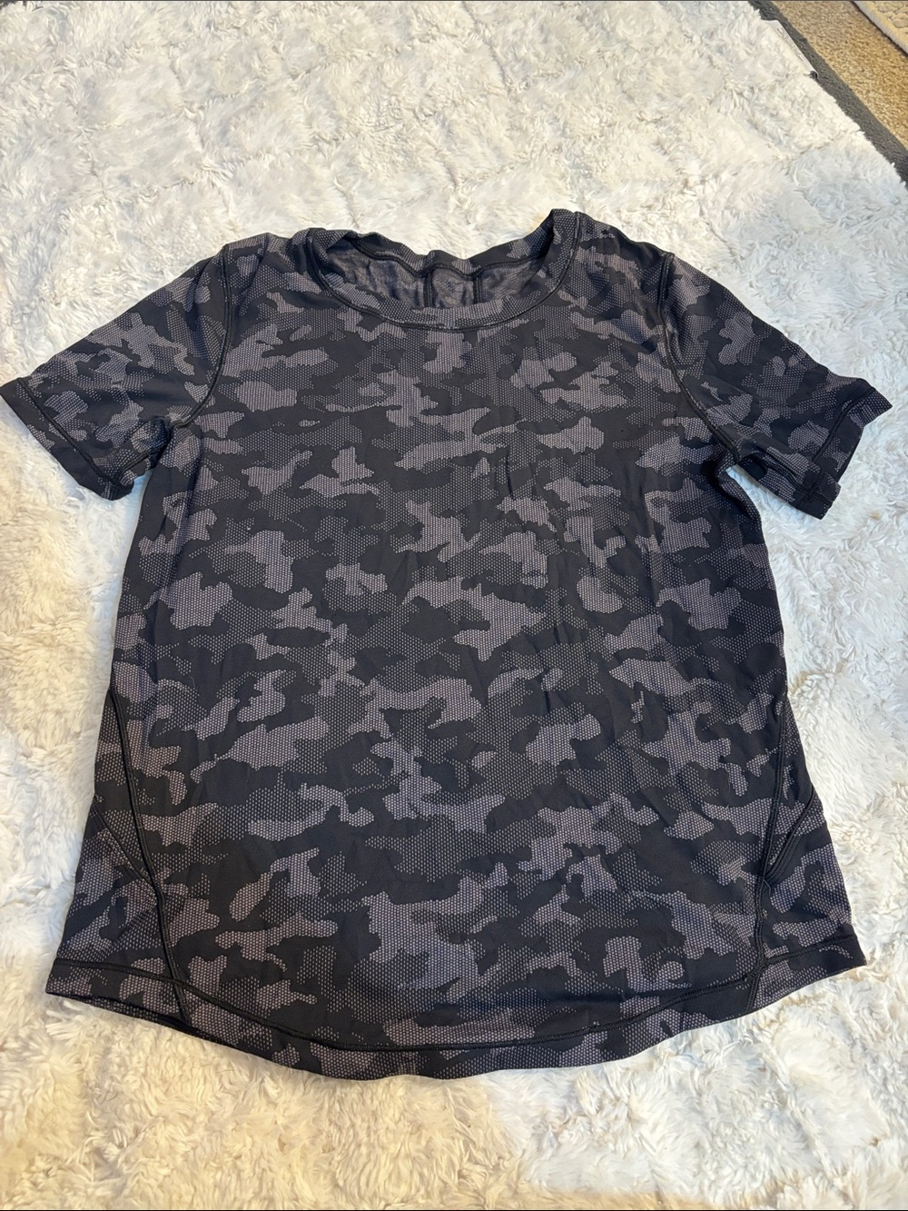 Lululemon Gray & Black Camo Short Sleeve Athletic Tee